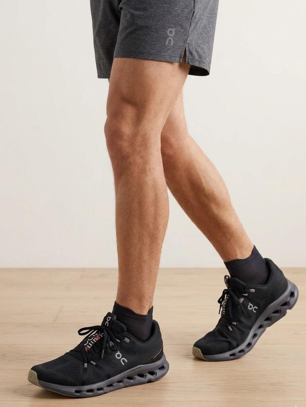 On Running Men's Black CloudSurfer Sneakers Size 9.5 Performance Running Shoes